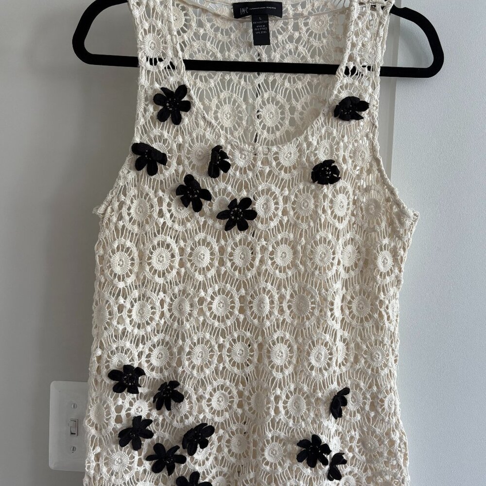 INC International Concepts Crochet Ivory Sleeveless Top Floral Applique - SZ L